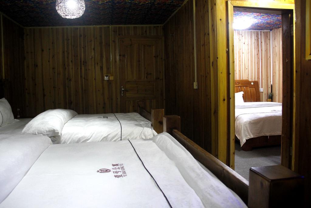 Fenghuang 1St Apartment Fenghuang County Exterior photo