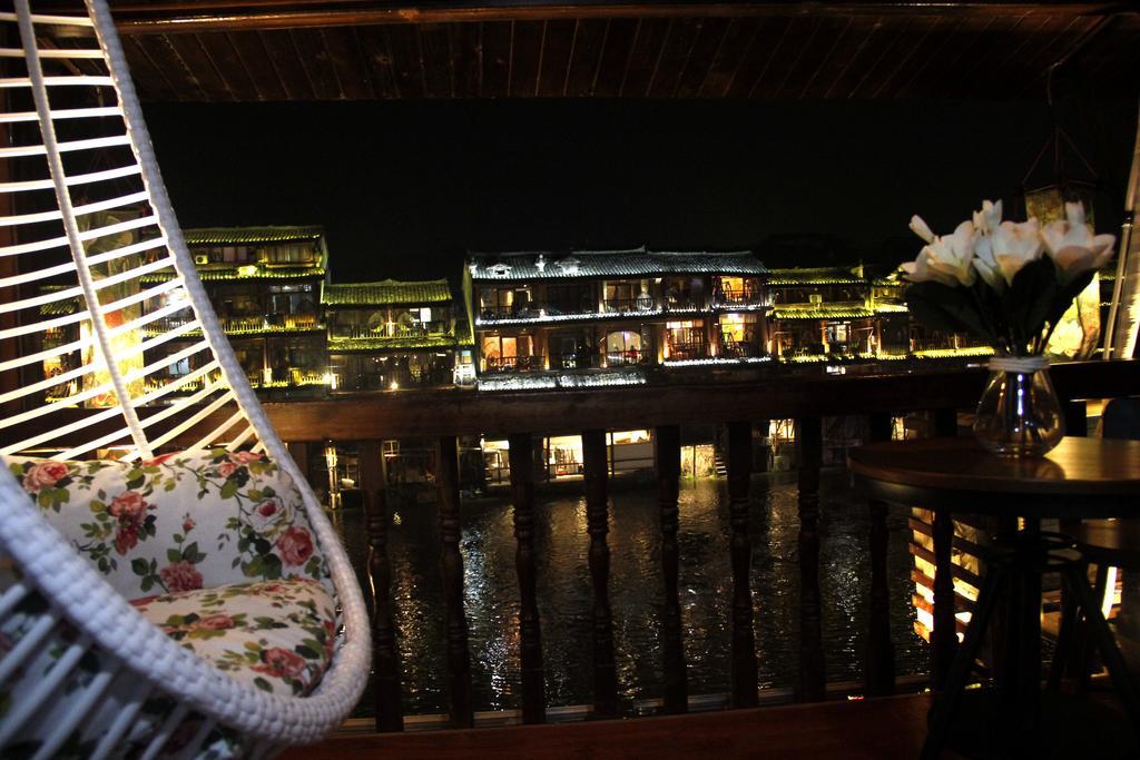 Fenghuang 1St Apartment Fenghuang County Exterior photo
