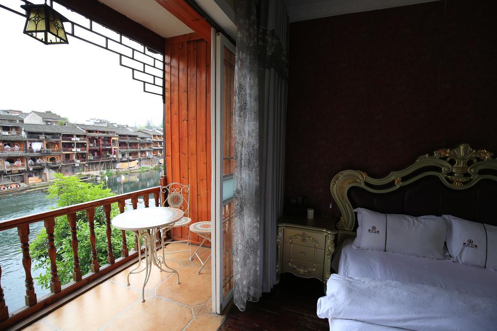 Fenghuang 1St Apartment Fenghuang County Exterior photo