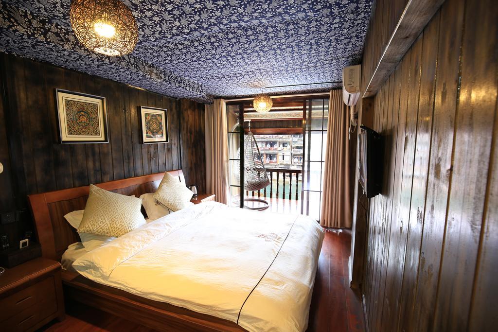 Fenghuang 1St Apartment Fenghuang County Exterior photo